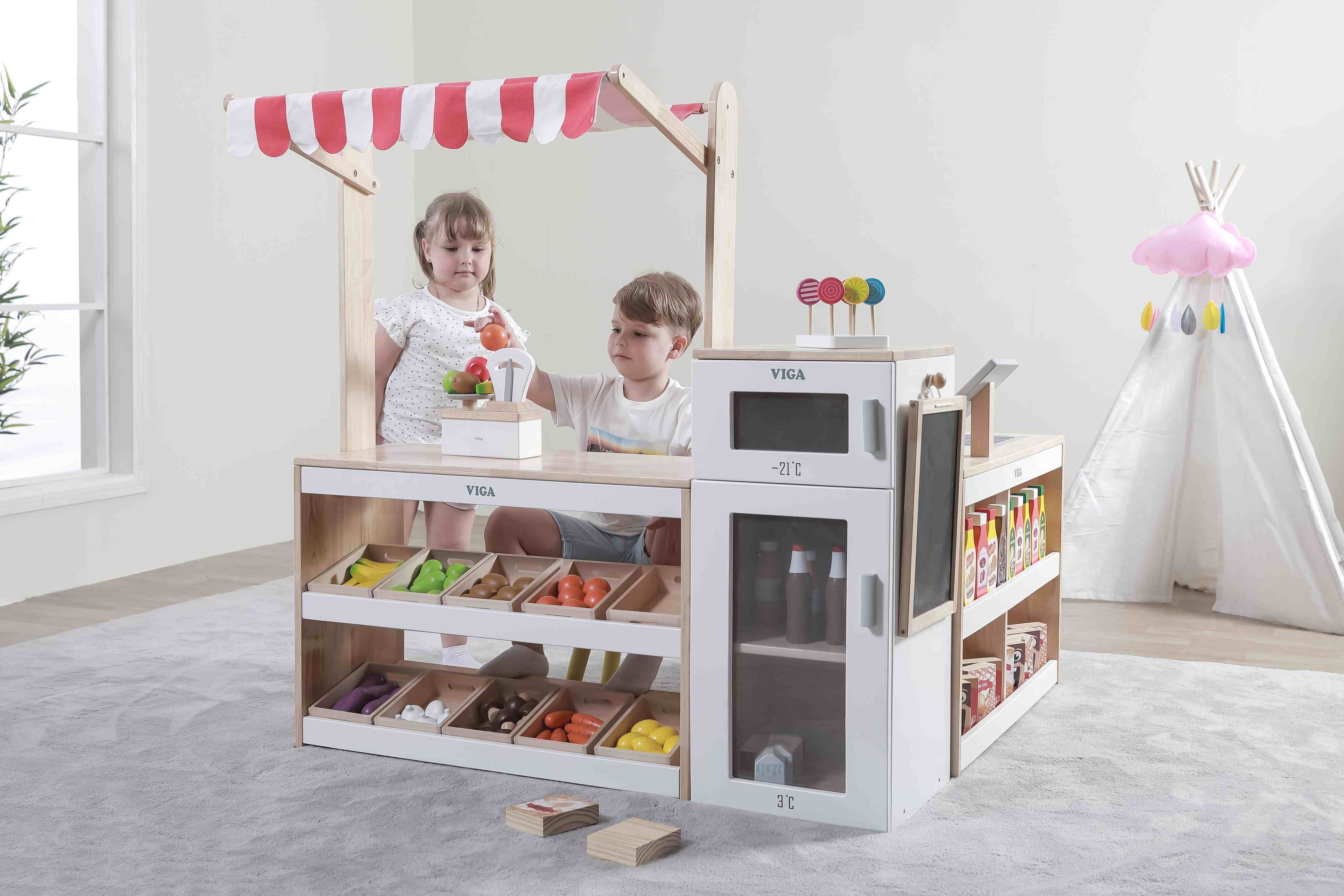 Viga Wooden Supermarket Cooler Stand - Solid Rubberwood Freezer Display Toy