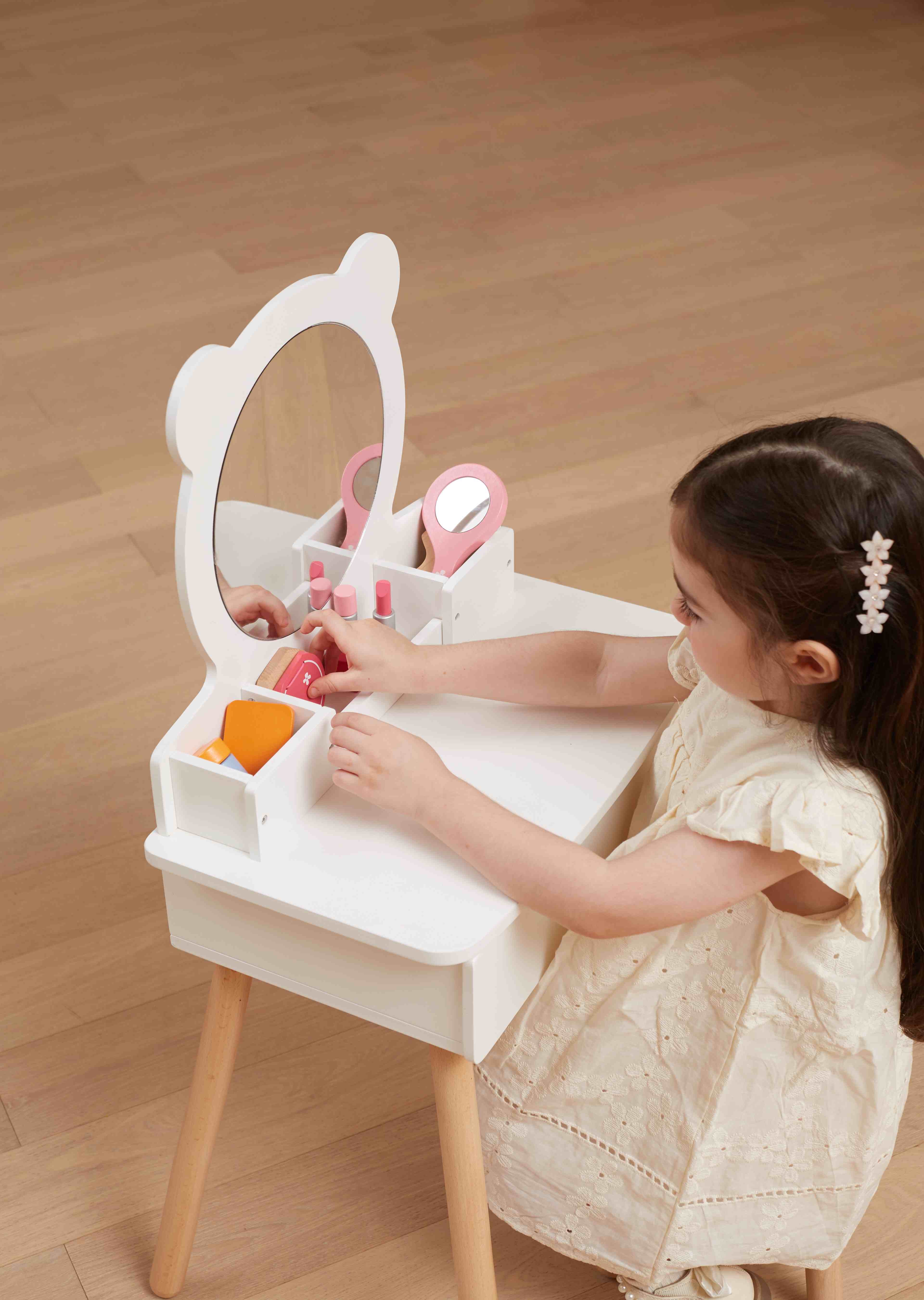 Viga Modern White Wooden Vanity Table & Stool Set - Minimalist Role Play Center