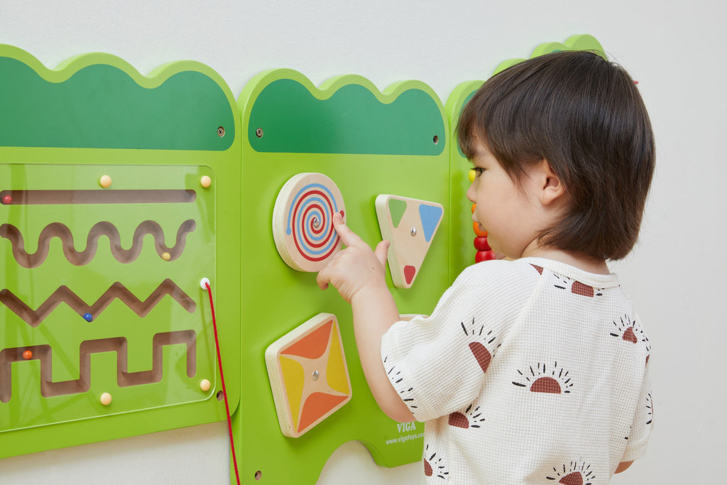 Viga Crocodile Wall Toy - 5-Piece All-in-One Sensory Activity Center for Schools