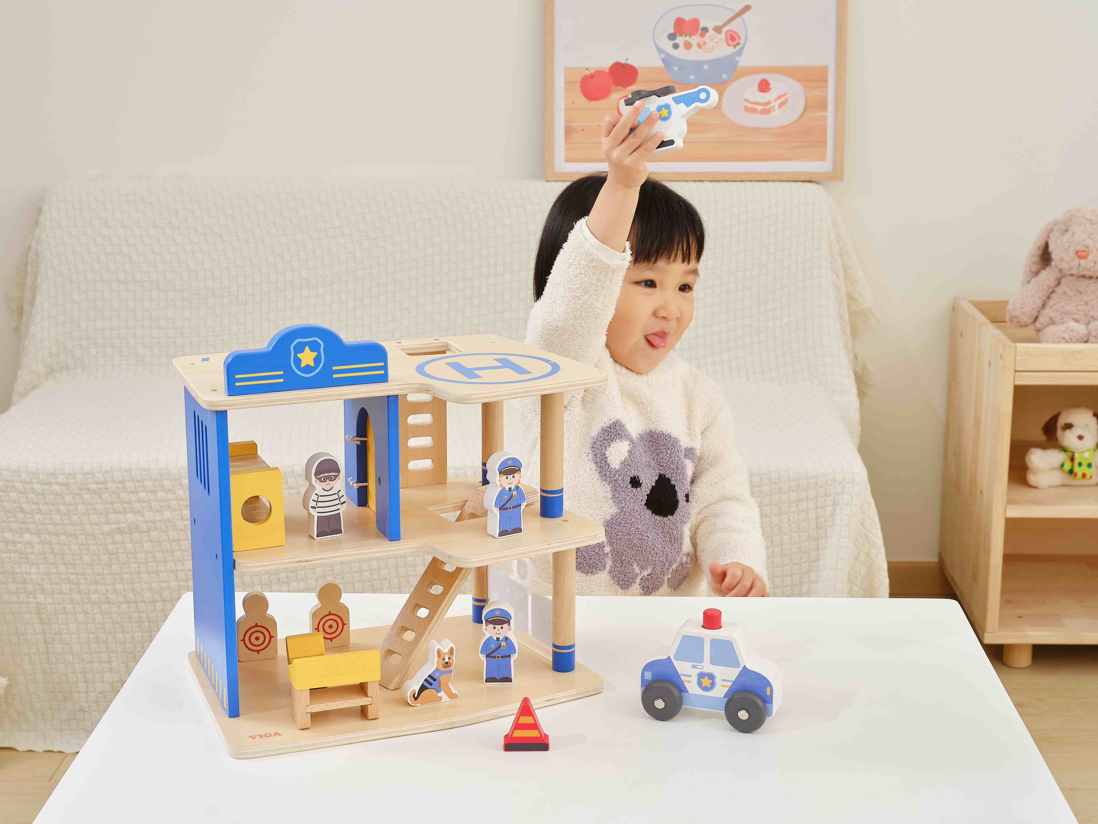 Viga 3-Story Wooden Police Station Playset - 12-Piece Patrol Headquarters with Police Car & Copter