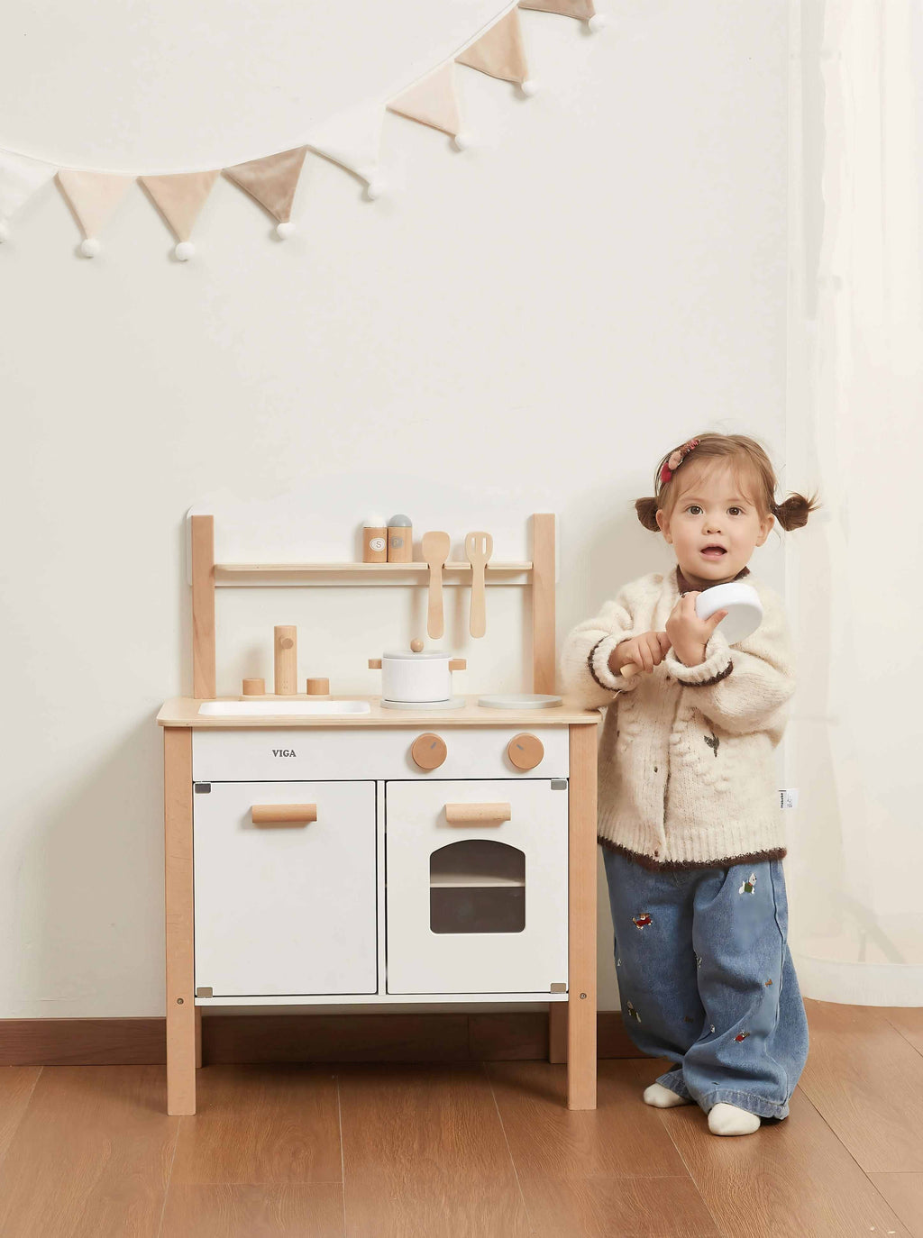 Viga Modern White Wooden Play Kitchen - Compact 8-Piece Montessori Activity Set
