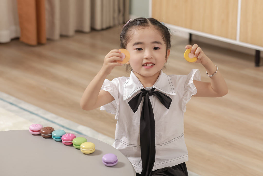 Viga 8-Piece Wooden Macarons Set - Montessori DIY Color Mix & Match Toy