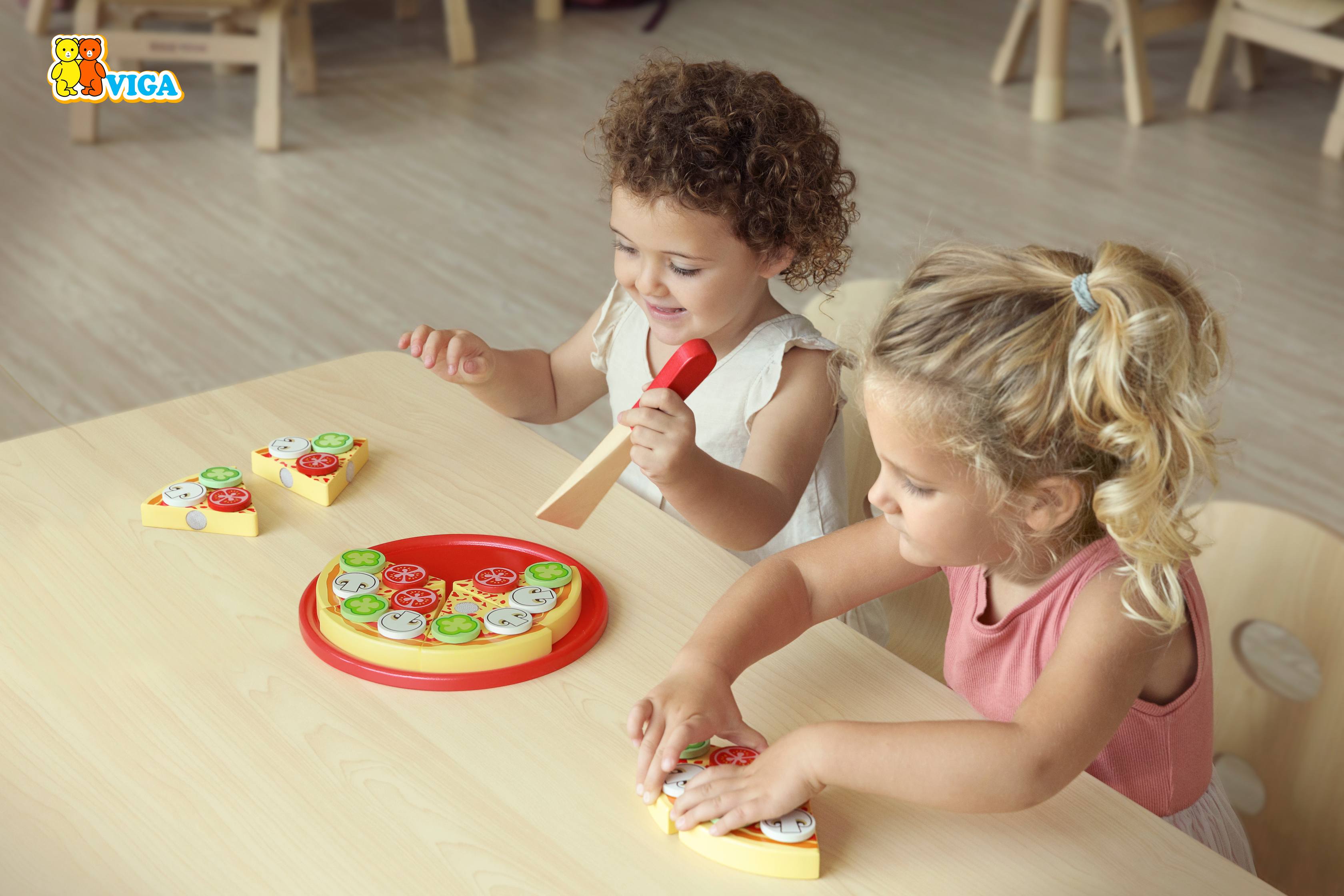 Viga Wooden Pizza Slicing Set - 26-Piece Montessori Fractions & Role Play Toy